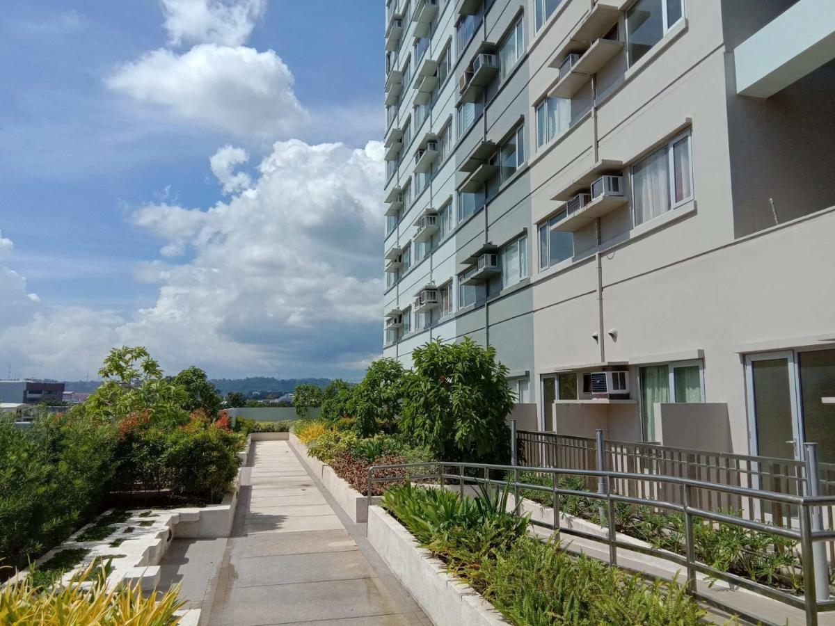 Avida Towers Davao Apartment ภายนอก รูปภาพ